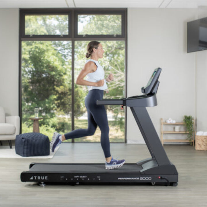 True Performance 8000 Treadmill