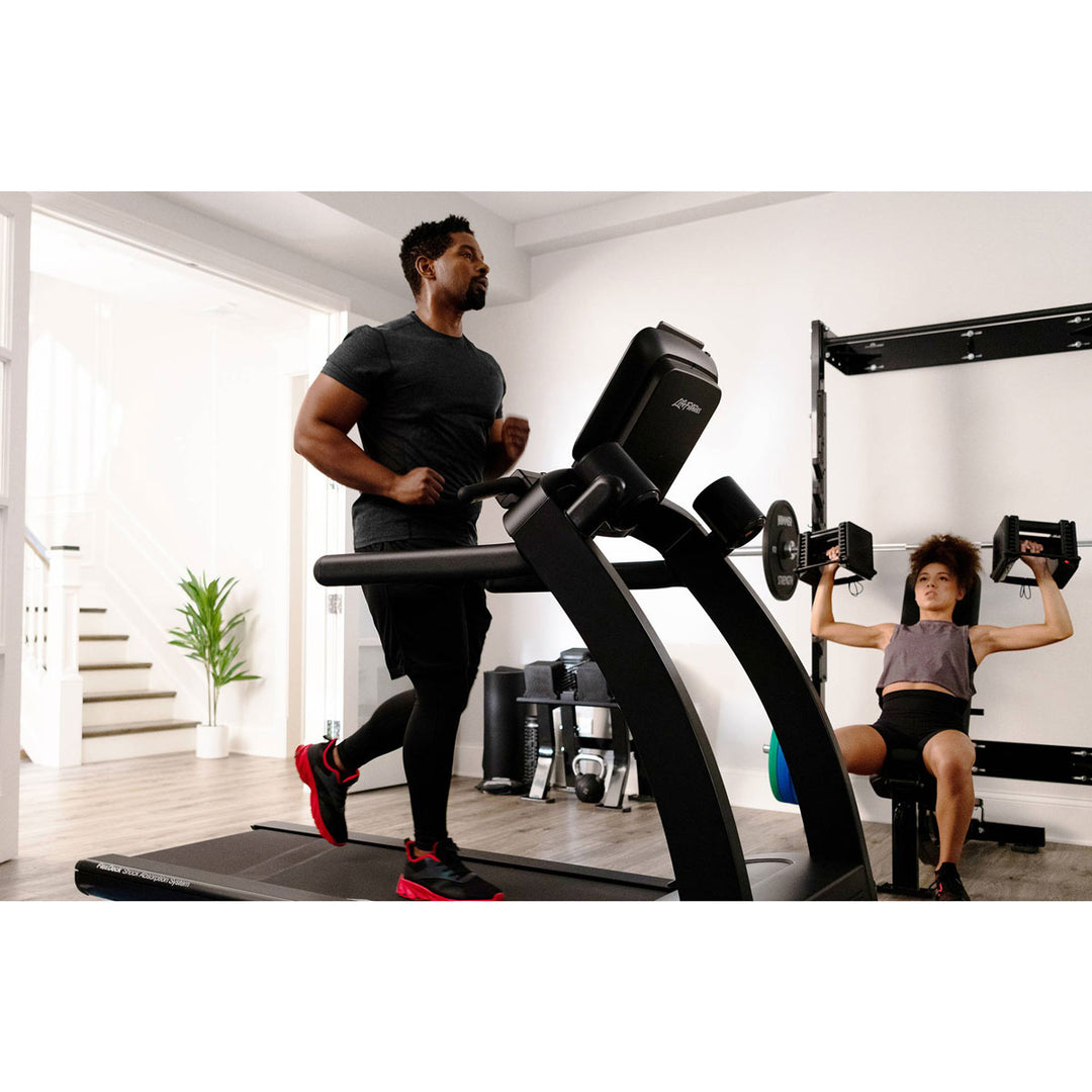 Life Fitness Run CX Treadmill