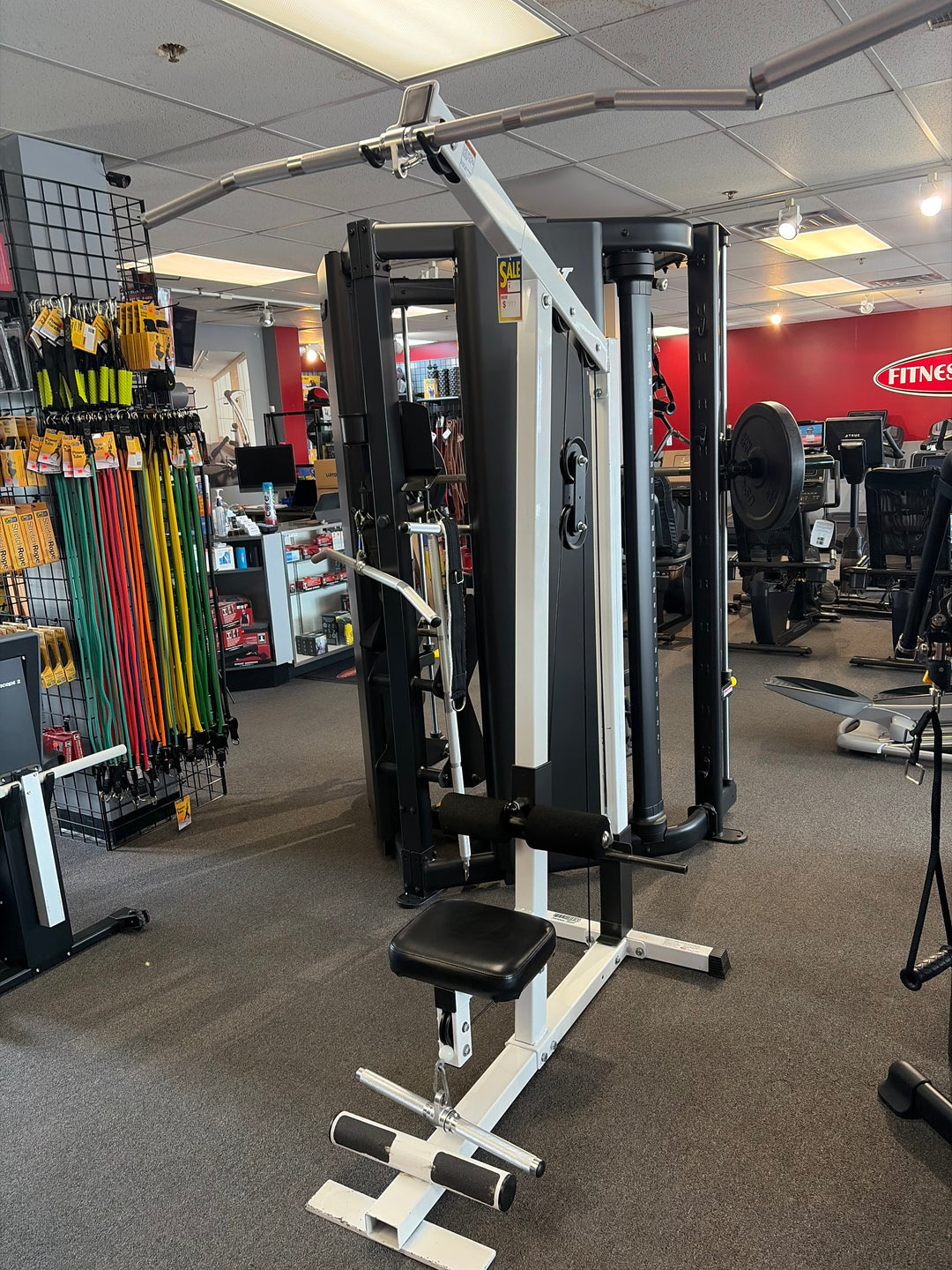 Certified Used Parabody Plate Loaded Lat Machine