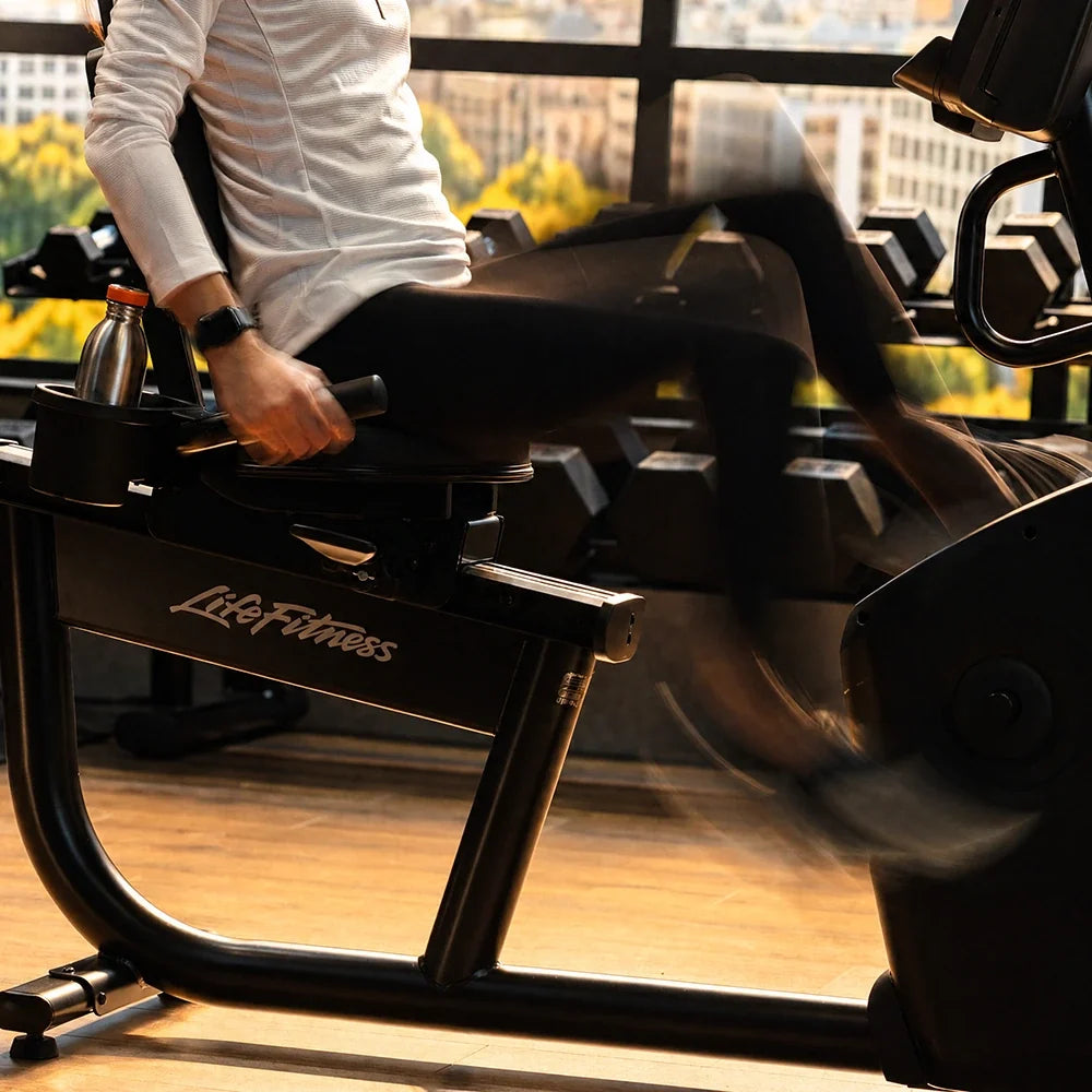 Life Fitness Atmos Recumbent Bike