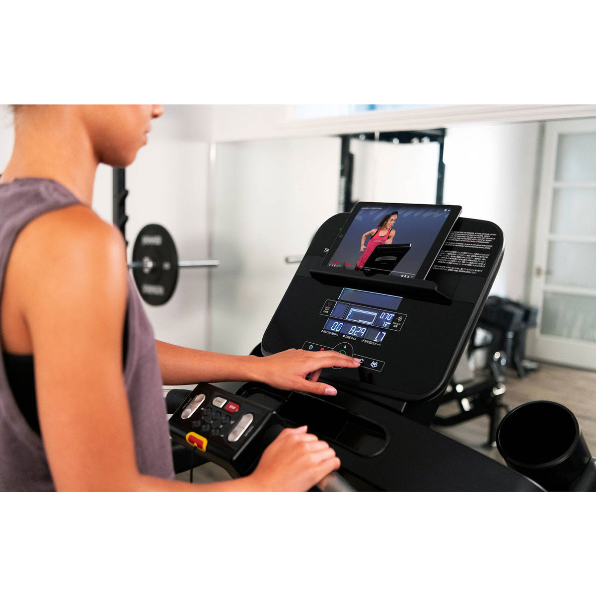 Life Fitness Run CX Treadmill – Fitness Exchange
